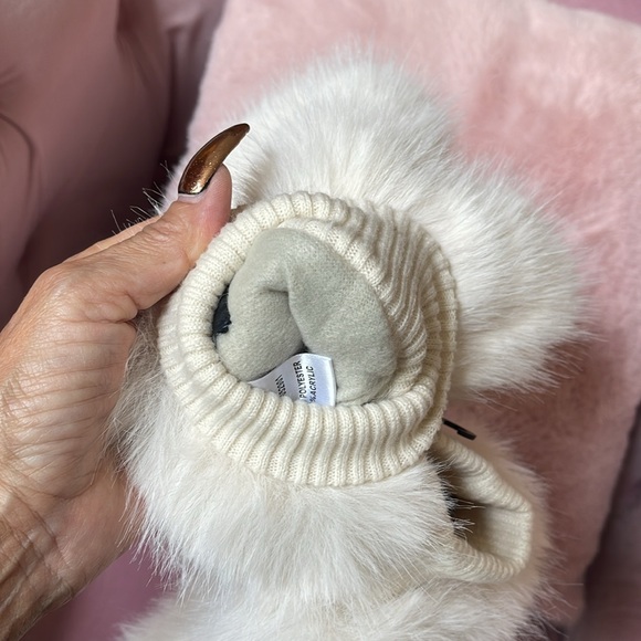 Cream Colored Faux Fur Mittens designed by AKIRA.. - Picture 8 of 12